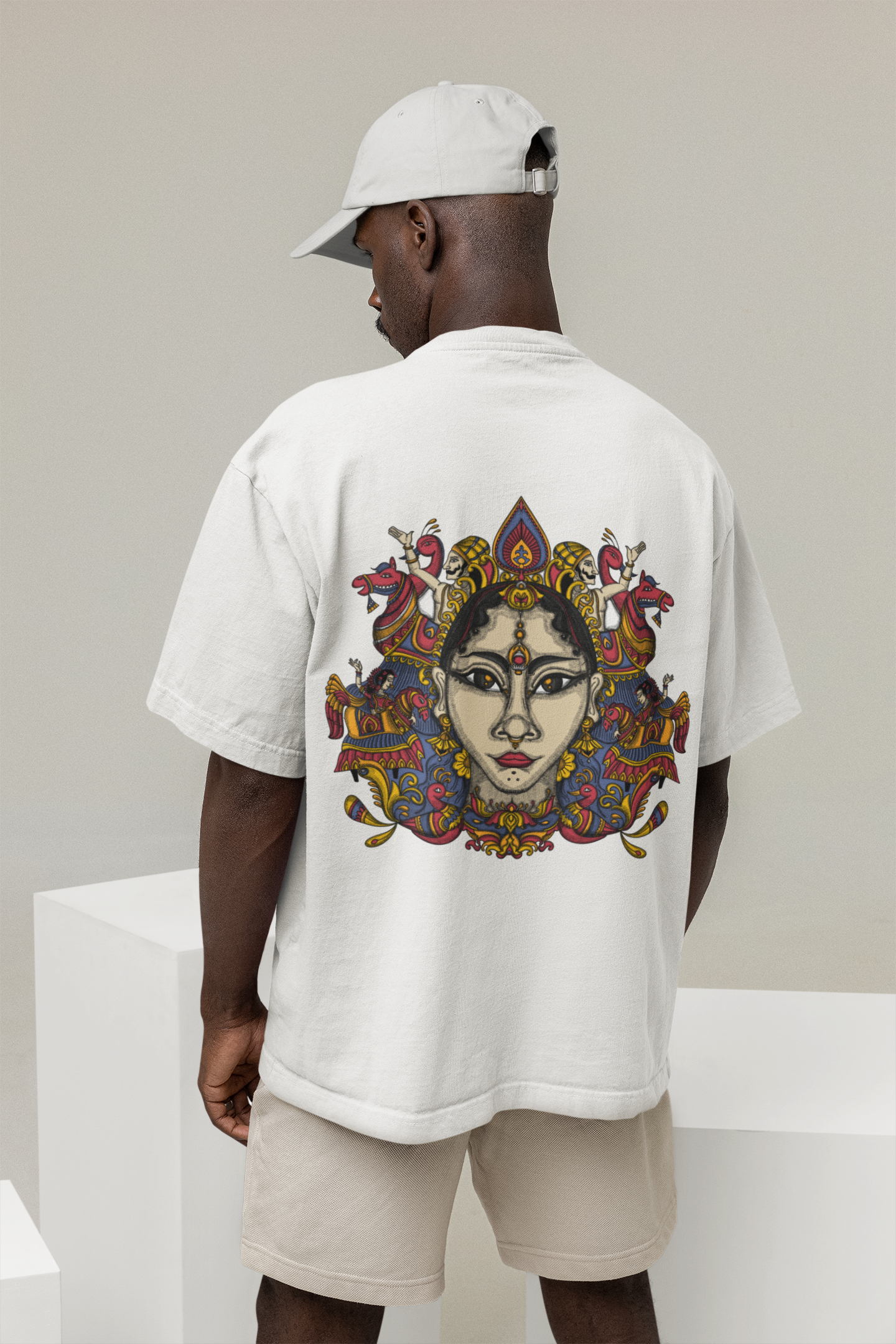 OVERSIZED TSHIRTS WHITE: LADY FACE