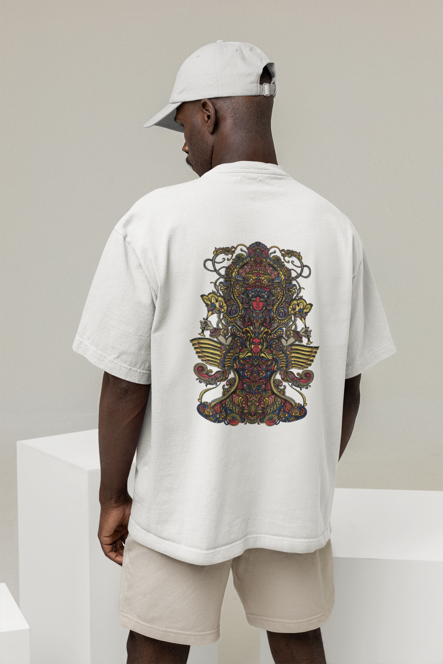 OVERSIZED TSHIRTS WHITE: DESIGN