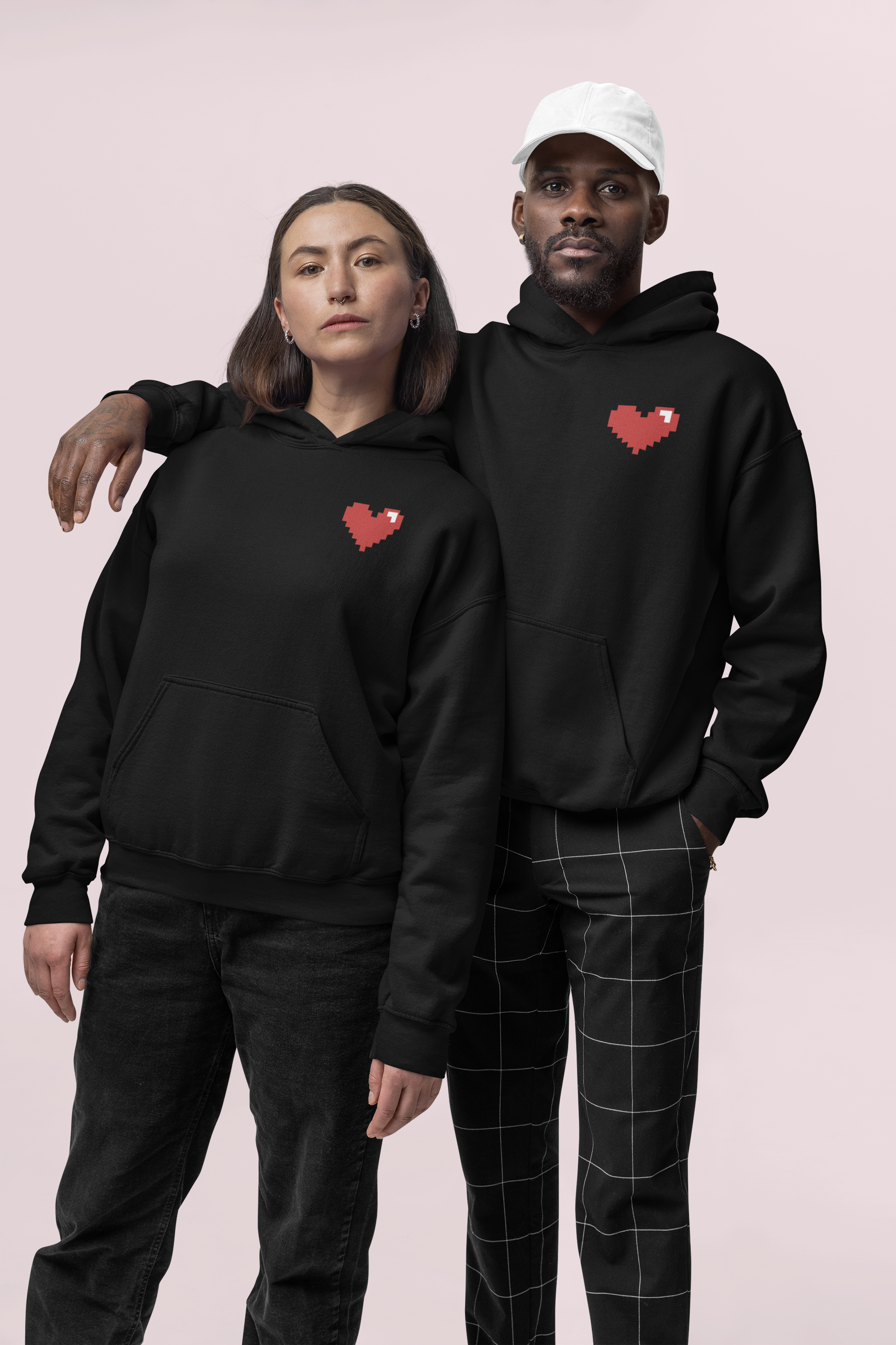 HOODIE BLACK: HEART AT TOP RIGHT