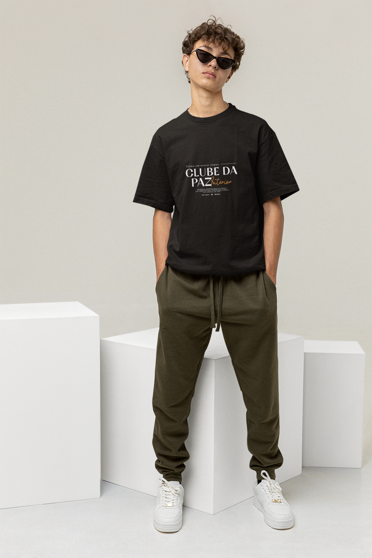 OVERSIZED TSHIRTS BLACK: CLUB DE PAZ