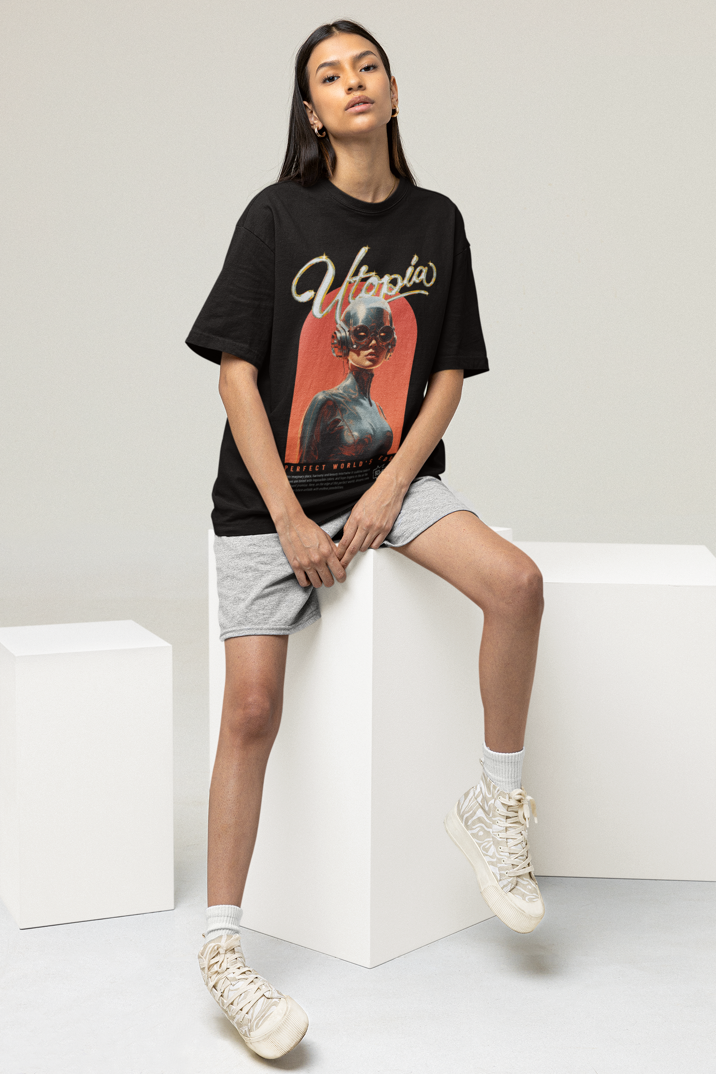 OVERSIZED TSHIRTS BLACK: EUTOPIA