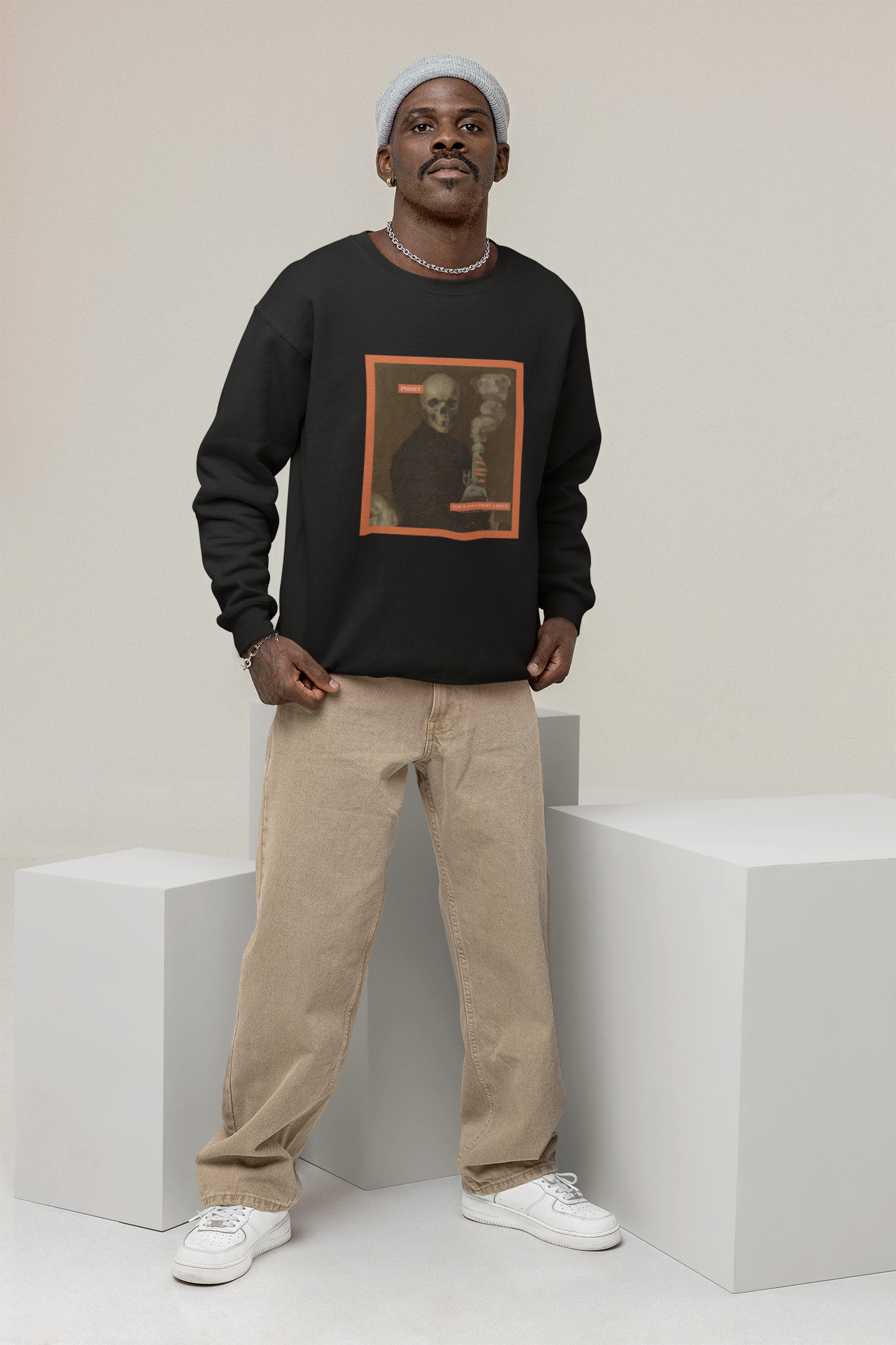 SWEATSHIRTS BLACK: SKULL PRINT