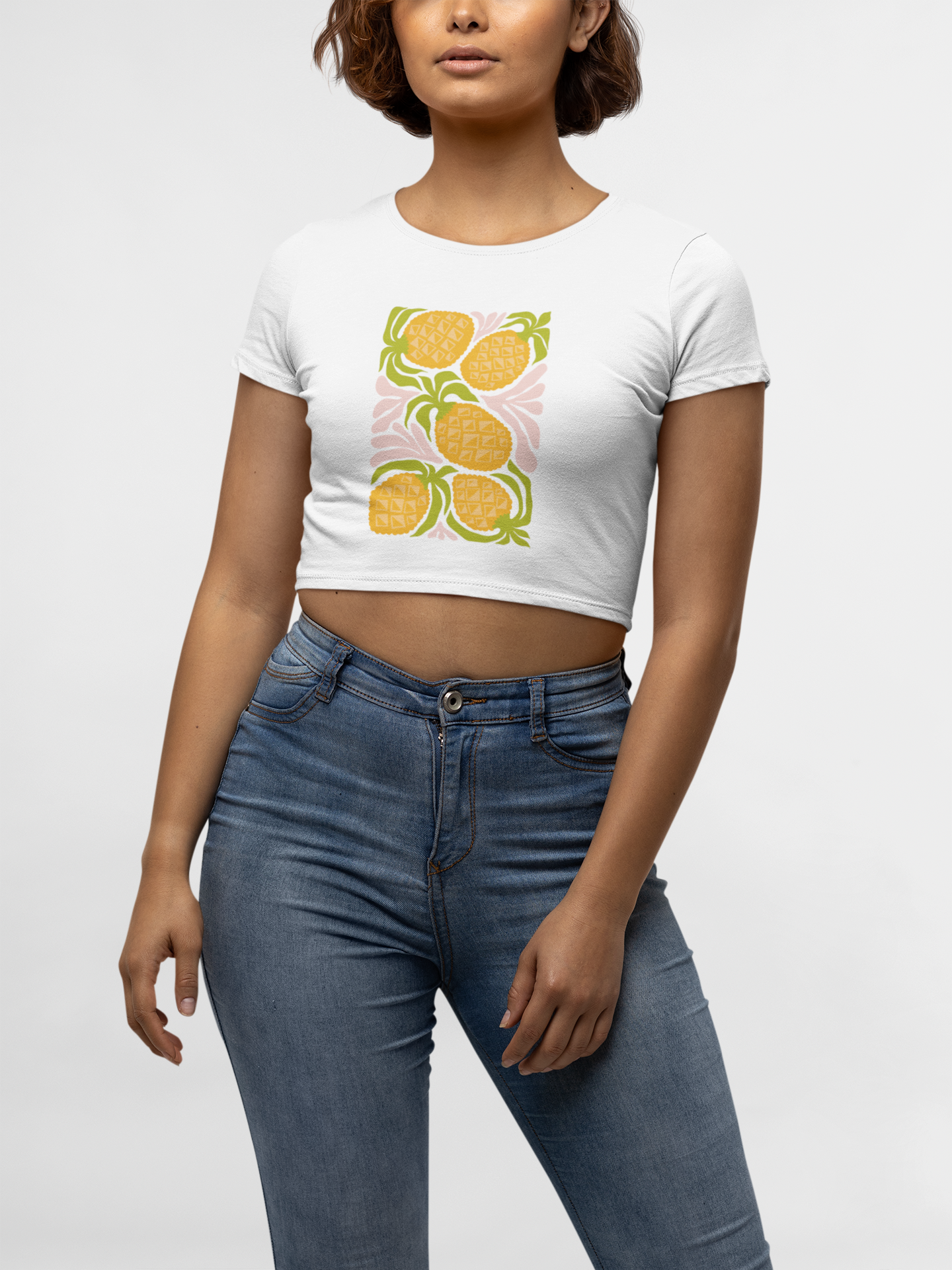 CROP TOP WHITE: PINEAPPLE