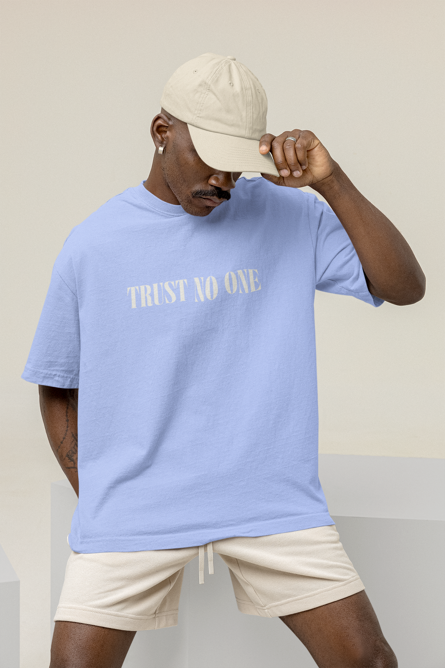 OVERSIZED TSHIRTS BABY BLUE: TRUST NO ONE