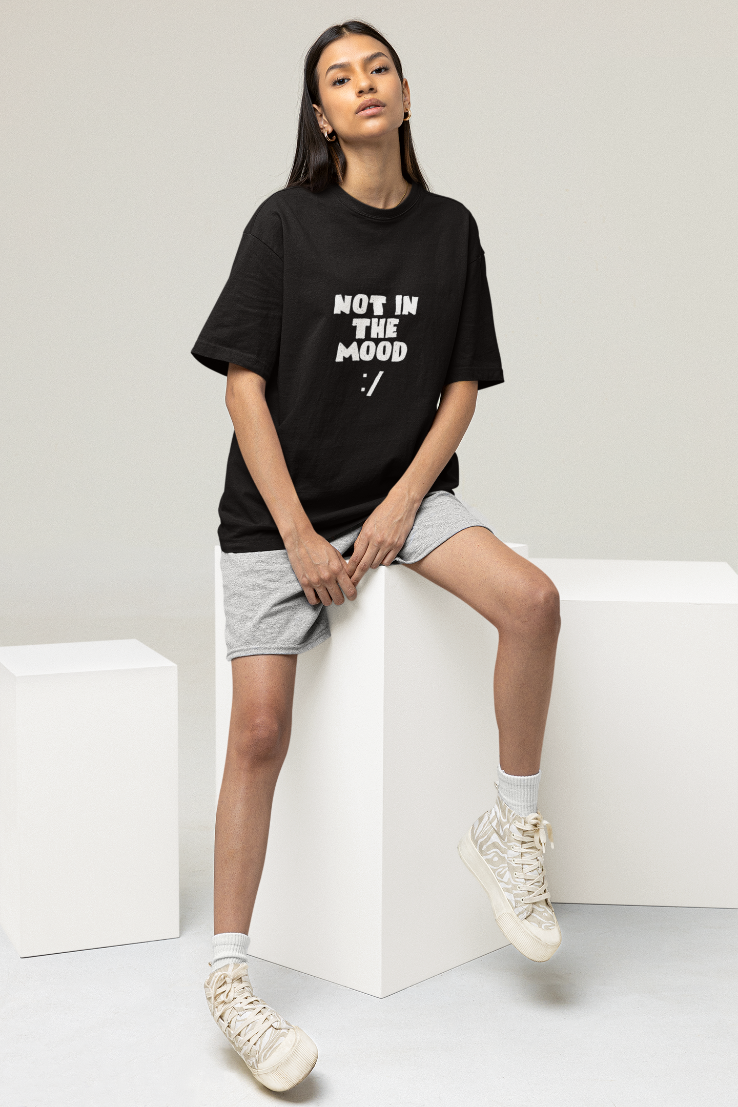 OVERSIZED TSHIRTS BLACK: NOT IN MOOD